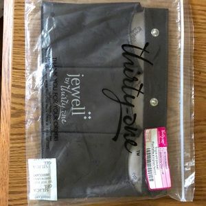 Jewell by Thirty One Triple Slit Pocket